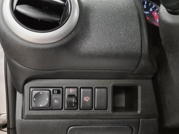 Nissan Note I Рестайлинг с пробегом 2013 года, цена 629 000 рублей, 194957 км, хэтчбек, Автокод Объявления