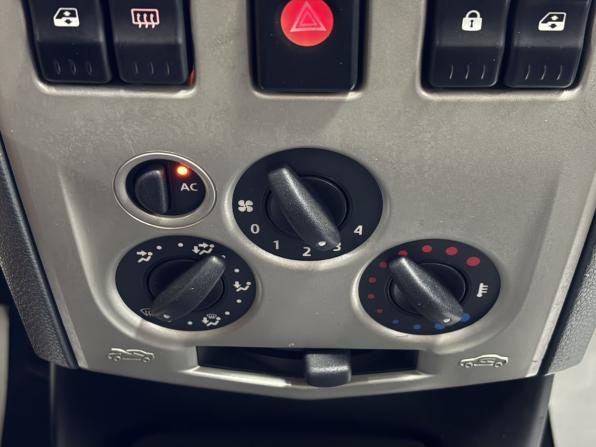 Renault Logan I с пробегом 2009 года, цена 429 000 рублей, 207966 км, седан, Автокод Объявления