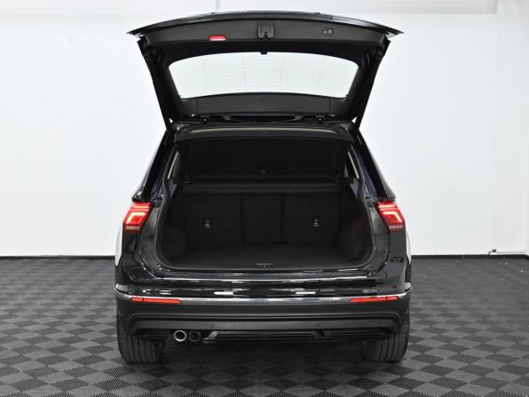 Volkswagen Tiguan II с пробегом 2017 года, цена 2 149 000 рублей, 104000 км, внедорожник, Автокод Объявления