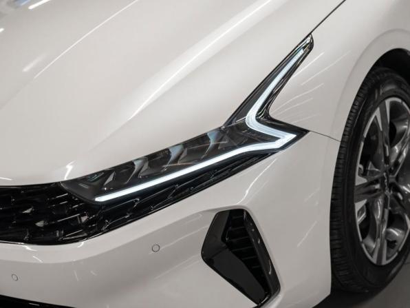 Kia K5 III с пробегом 2025 года, цена 4 000 000 рублей, 12 км, седан, Автокод Объявления