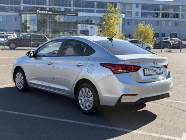 Hyundai Solaris II с пробегом 2019 года, цена 1 350 000 рублей, 87600 км, седан, Автокод Объявления