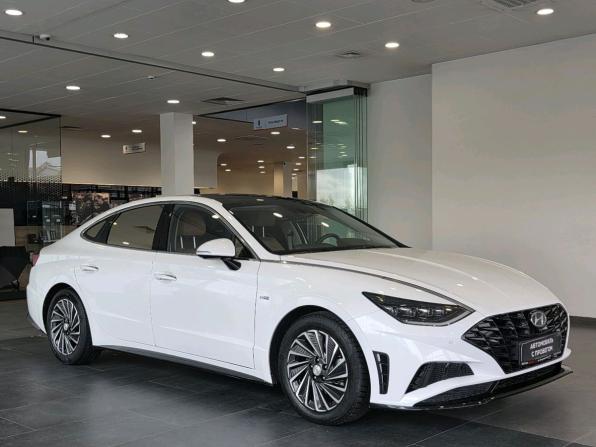 Hyundai Sonata VIII (DN8) с пробегом 2019 года, цена 2 399 000 рублей, 64439 км, седан, Автокод Объявления