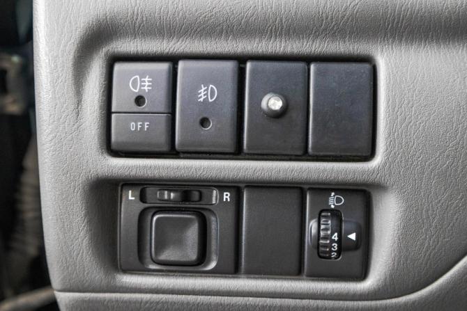 Suzuki Grand Vitara I Рестайлинг с пробегом 2002 года, цена 559 000 рублей, 284000 км, внедорожник, Автокод Объявления