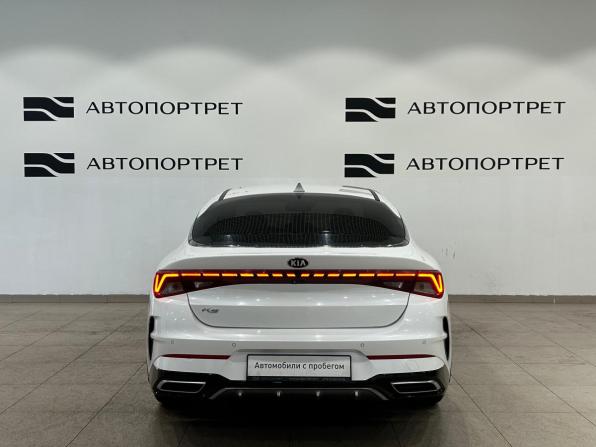 Kia K5 III с пробегом 2021 года, цена 1 599 000 рублей, 225526 км, седан, Автокод Объявления