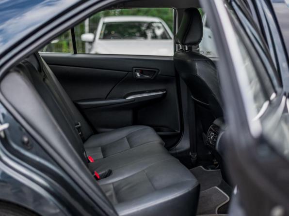 Toyota Camry VII (XV50) Рестайлинг с пробегом 2015 года, цена 1 699 000 рублей, 229449 км, седан, Автокод Объявления