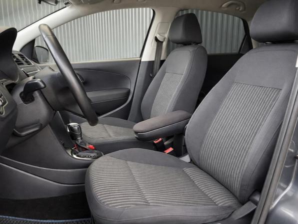 Volkswagen Polo V с пробегом 2012 года, цена 967 000 рублей, 130866 км, седан, Автокод Объявления