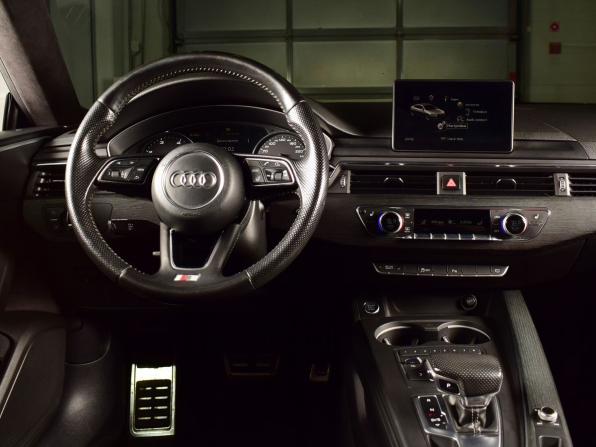 Audi A5 II (F5) с пробегом 2017 года, цена 3 099 997 рублей, 164689 км, лифтбек, Автокод Объявления