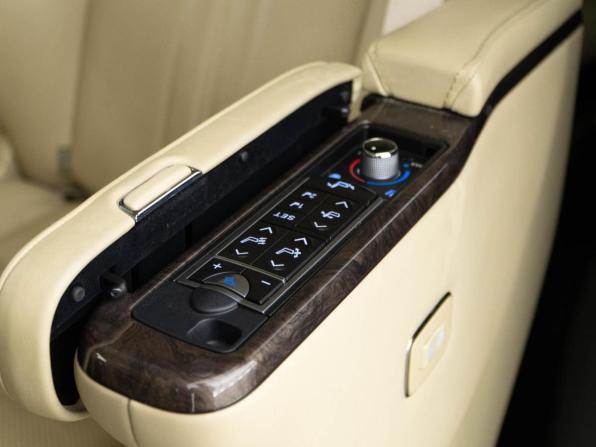 Toyota Alphard III Рестайлинг с пробегом 2021 года, цена 5 997 077 рублей, 137591 км, минивэн, Автокод Объявления