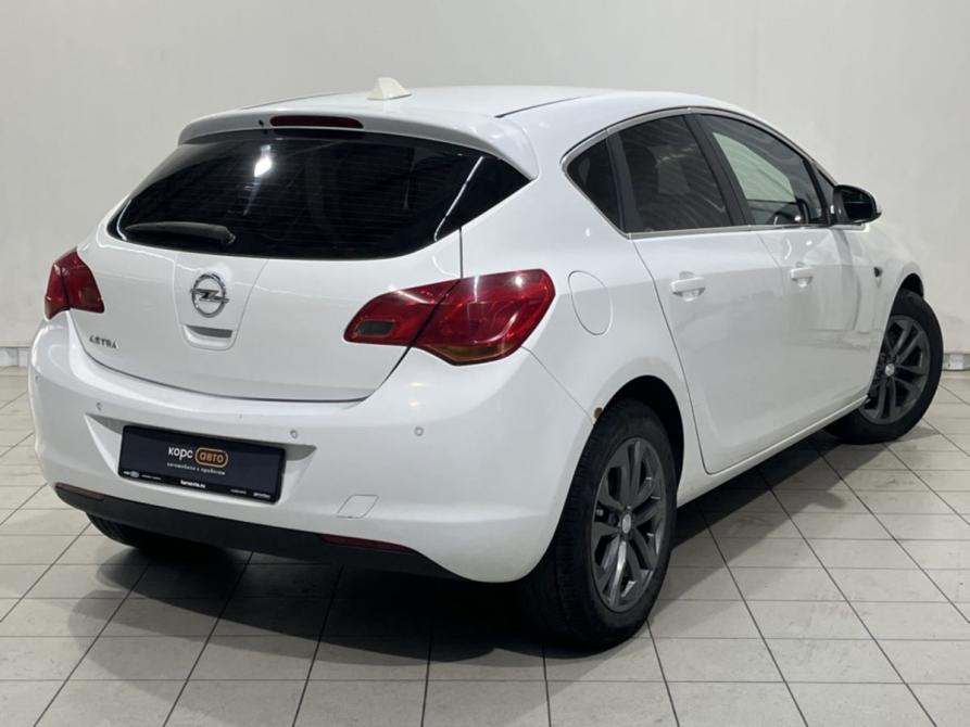 Opel Astra J Курск  - изображение 3