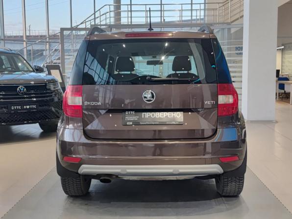 Skoda Yeti I Рестайлинг с пробегом 2017 года, цена 1 551 000 рублей, 71293 км, внедорожник, Автокод Объявления