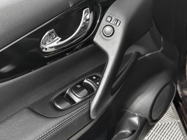 Nissan Qashqai II с пробегом 2014 года, цена 1 630 000 рублей, 131650 км, внедорожник, Автокод Объявления