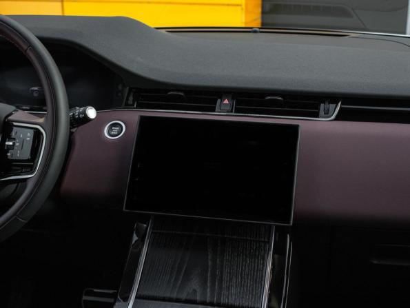 Land Rover Range Rover Evoque II Рестайлинг с пробегом 2025 года, цена 5 799 990 рублей, 3500 км, внедорожник, Автокод Объявления