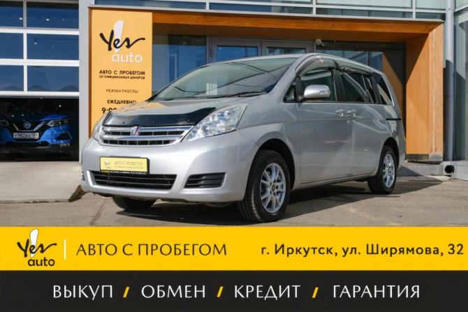 Toyota ISis I Рестайлинг с пробегом 2010 года, цена 997 000 рублей, 190000 км, компактвэн, Автокод Объявления