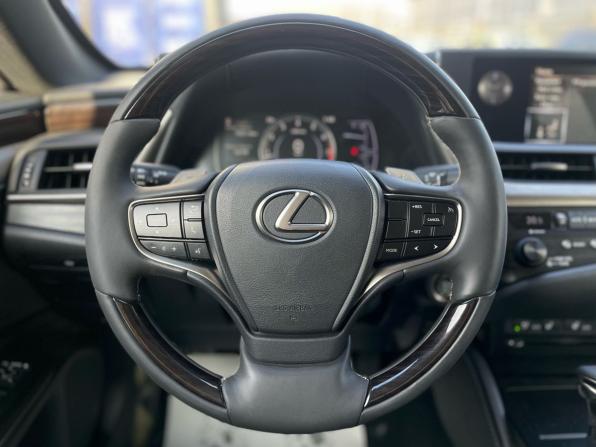 Lexus ES VII с пробегом 2019 года, цена 3 997 000 рублей, 87260 км, седан, Автокод Объявления