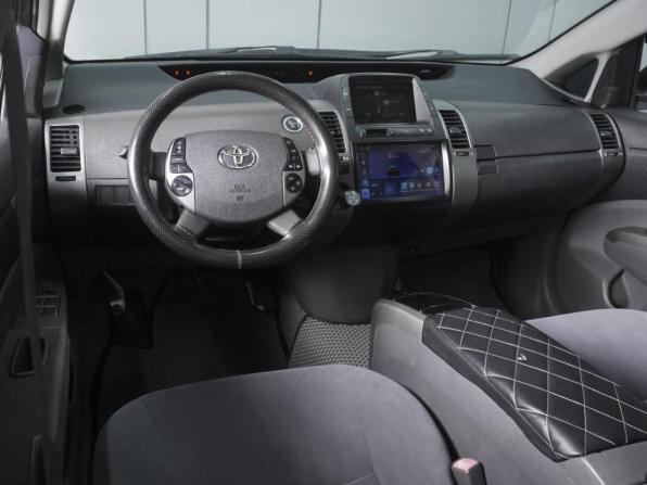 Toyota Prius II (XW20) с пробегом 2004 года, цена 550 000 рублей, 250915 км, лифтбек, Автокод Объявления
