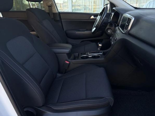 Kia Sportage IV Рестайлинг с пробегом 2022 года, цена 2 699 000 рублей, 37861 км, внедорожник, Автокод Объявления