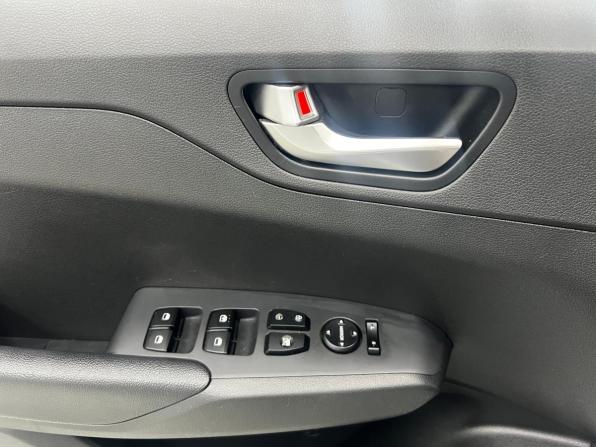 Hyundai Solaris II Рестайлинг с пробегом 2020 года, цена 1 599 000 рублей, 51775 км, седан, Автокод Объявления