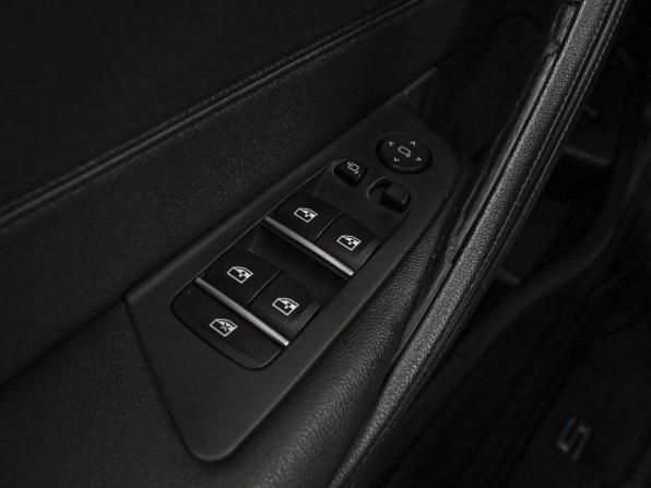 BMW 5 серии VII (G30/G31/G38) с пробегом 2019 года, цена 2 668 000 рублей, 240053 км, седан, Автокод Объявления