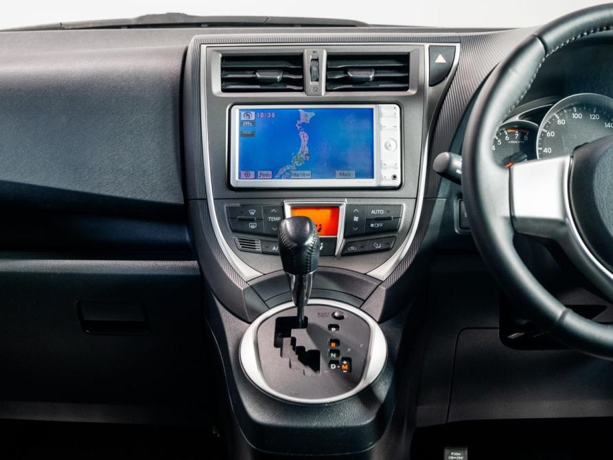 Toyota Ractis II Чита  - изображение 10
