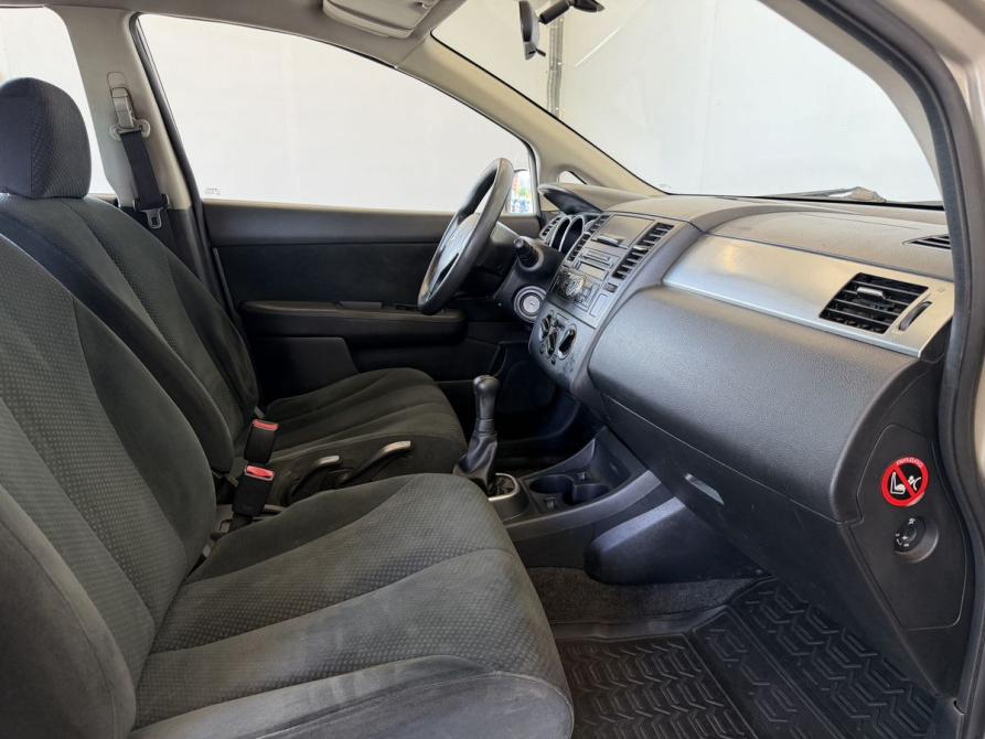 Nissan Tiida I Рестайлинг Псков  - изображение 12