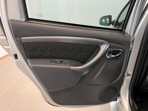 Renault Duster I Рестайлинг с пробегом 2018 года, цена 1 240 000 рублей, 172005 км, внедорожник, Автокод Объявления