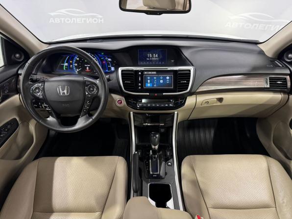 Honda Accord X с пробегом 2017 года, цена 2 170 000 рублей, 160936 км, седан, Автокод Объявления