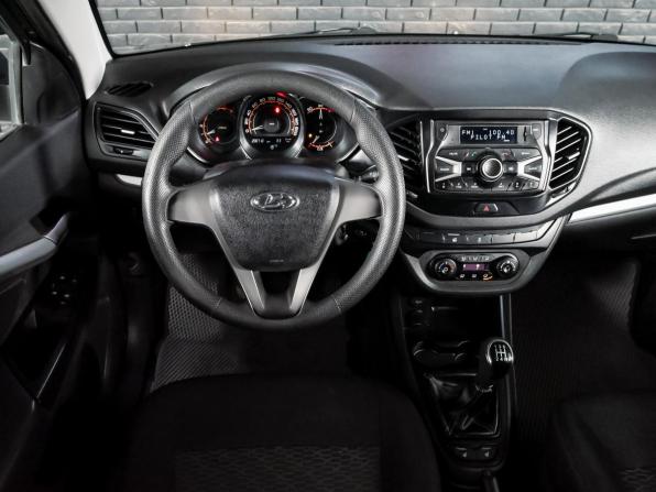 Lada (ВАЗ) Vesta I с пробегом 2017 года, цена 750 000 рублей, 200708 км, седан, Автокод Объявления