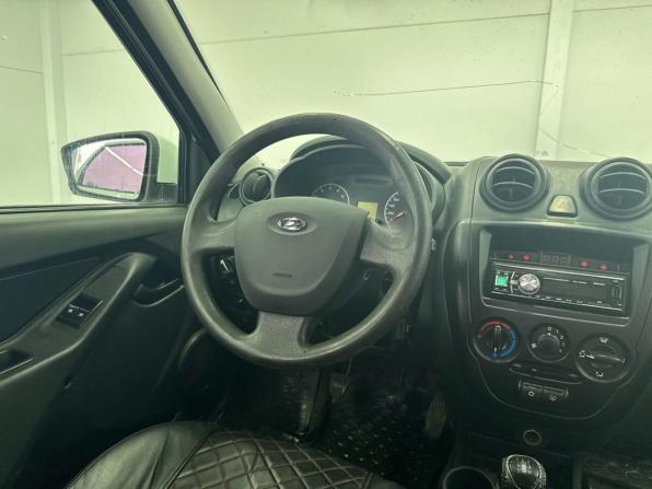 Lada (ВАЗ) Granta I с пробегом 2014 года, цена 370 000 рублей, 215428 км, седан, Автокод Объявления