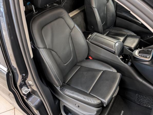 Mercedes-Benz V-Класс III (W447) Рестайлинг с пробегом 2022 года, цена 7 838 400 рублей, 92109 км, минивэн, Автокод Объявления
