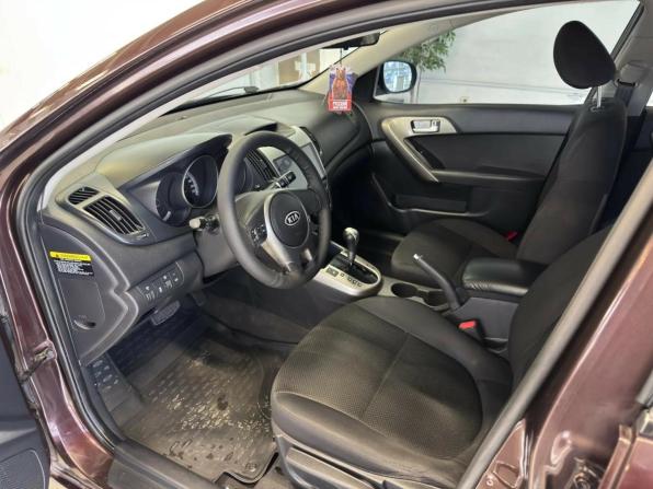 Kia Cerato II с пробегом 2009 года, цена 735 000 рублей, 177000 км, седан, Автокод Объявления