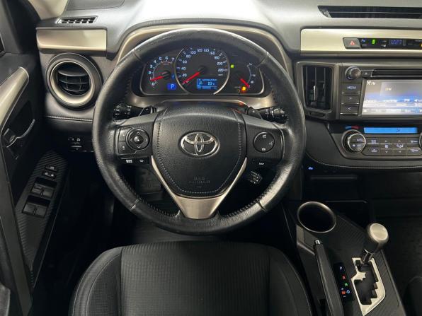 Toyota RAV4 IV (XA40) с пробегом 2014 года, цена 1 790 000 рублей, 223000 км, внедорожник, Автокод Объявления