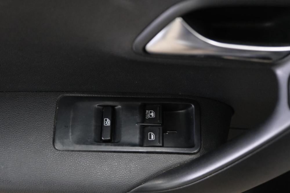Volkswagen Polo V Омск  - изображение 9