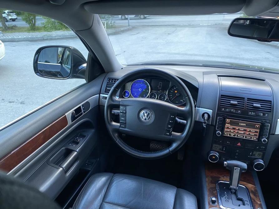 Volkswagen Touareg I Рестайлинг Екатеринбург  - изображение 18