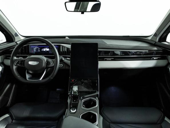 Geely Atlas II с пробегом 2024 года, цена 2 749 700 рублей, 20145 км, внедорожник, Автокод Объявления