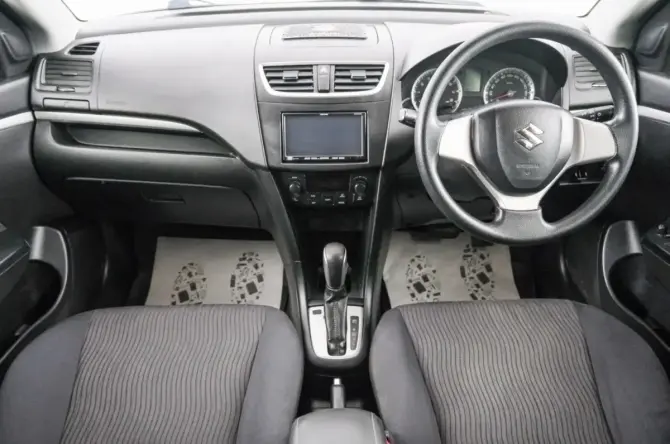 Suzuki Swift IV с пробегом 2012 года, цена 789 000 рублей, 81000 км, хэтчбек, Автокод Объявления