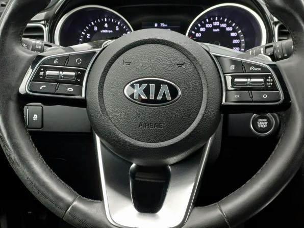 Kia Ceed III с пробегом 2019 года, цена 1 799 000 рублей, 121852 км, универсал, Автокод Объявления