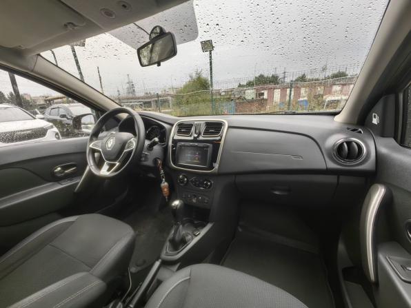 Renault Sandero II Рестайлинг с пробегом 2021 года, цена 1 319 000 рублей, 90000 км, хэтчбек, Автокод Объявления