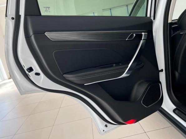 Geely Atlas Pro с пробегом 2023 года, цена 2 299 000 рублей, 15438 км, внедорожник, Автокод Объявления