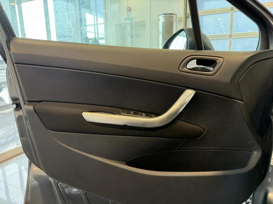 Peugeot 408 I Подольск  - изображение 10