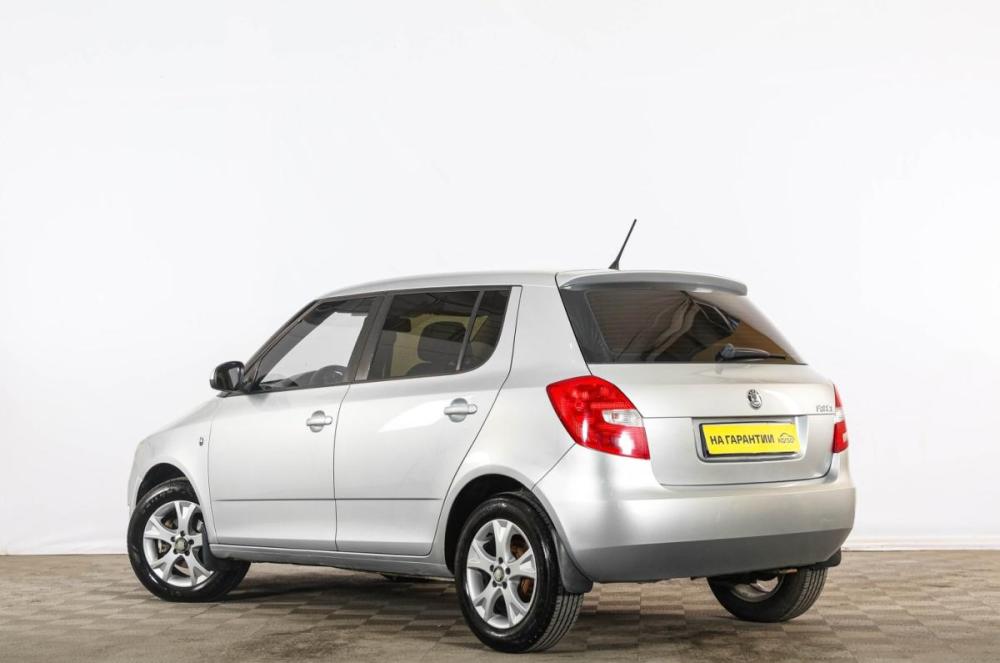 Skoda Fabia II Рестайлинг Тюмень  - изображение 5