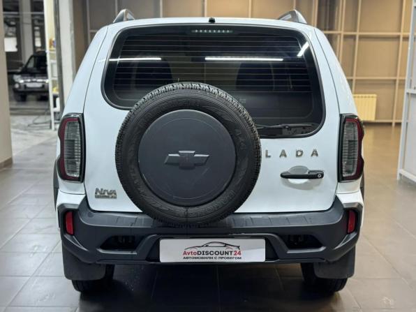 Lada (ВАЗ) Niva Travel I с пробегом 2022 года, цена 997 000 рублей, 23736 км, внедорожник, Автокод Объявления