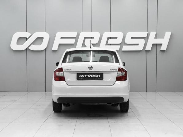 Skoda Rapid I с пробегом 2015 года, цена 670 000 рублей, 183974 км, лифтбек, Автокод Объявления