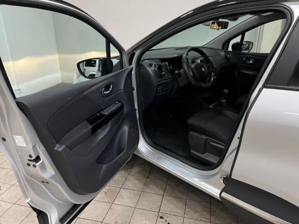 Renault Kaptur I с пробегом 2017 года, цена 1 289 000 рублей, 171744 км, внедорожник, Автокод Объявления