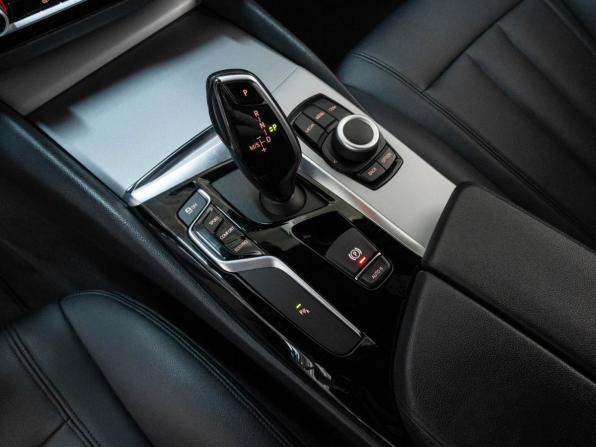 BMW 5 серии VII (G30/G31/G38) с пробегом 2018 года, цена 2 980 000 рублей, 168246 км, седан, Автокод Объявления