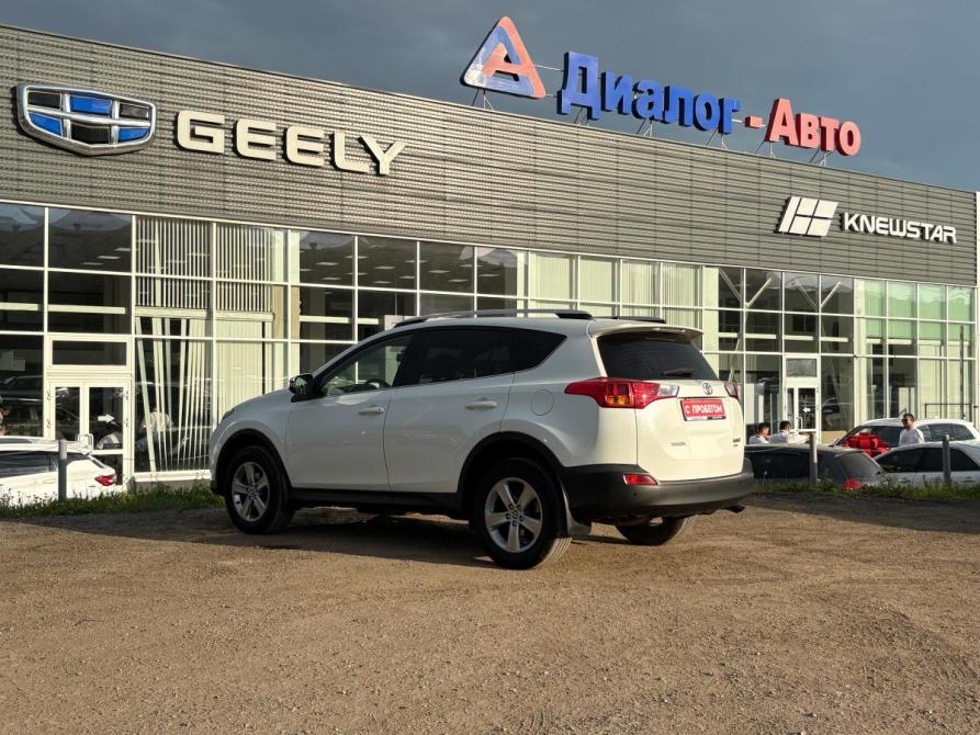Toyota RAV4 IV (XA40) Набережные Челны  - изображение 3