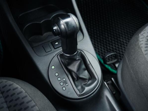 Skoda Fabia II Рестайлинг с пробегом 2012 года, цена 789 900 рублей, 165583 км, хэтчбек, Автокод Объявления