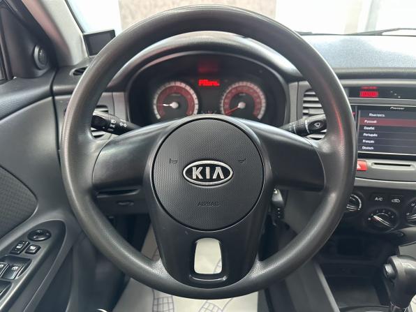 Kia Rio II Рестайлинг с пробегом 2011 года, цена 680 000 рублей, 220878 км, седан, Автокод Объявления