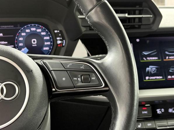 Audi A3 IV (8Y) с пробегом 2021 года, цена 2 612 900 рублей, 77690 км, хэтчбек, Автокод Объявления