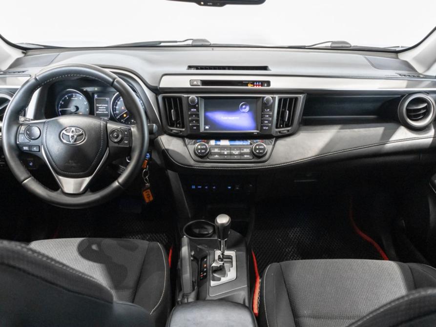 Toyota RAV4 IV (XA40) Рестайлинг Казань  - изображение 6