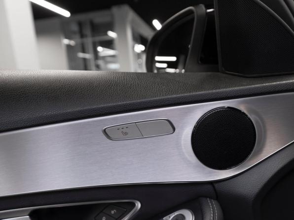 Mercedes-Benz C-Класс IV (W205) Рестайлинг с пробегом 2019 года, цена 3 410 000 рублей, 96823 км, седан, Автокод Объявления